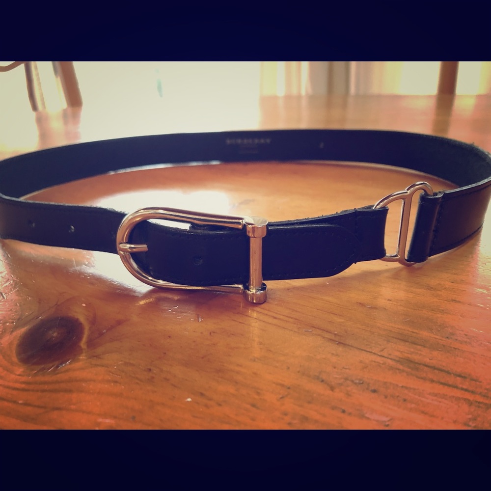 Burberry bit buckle belt